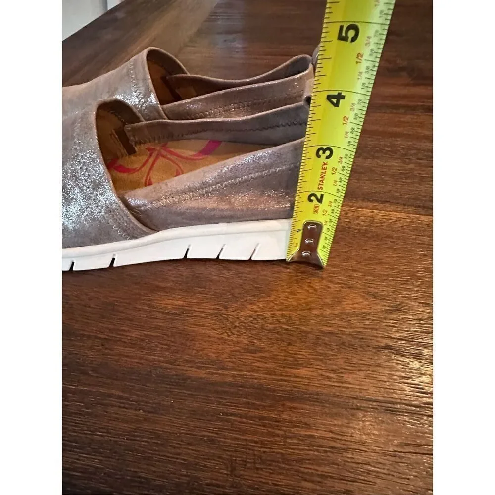 Comfortiva Align Carni leather slip on loafer